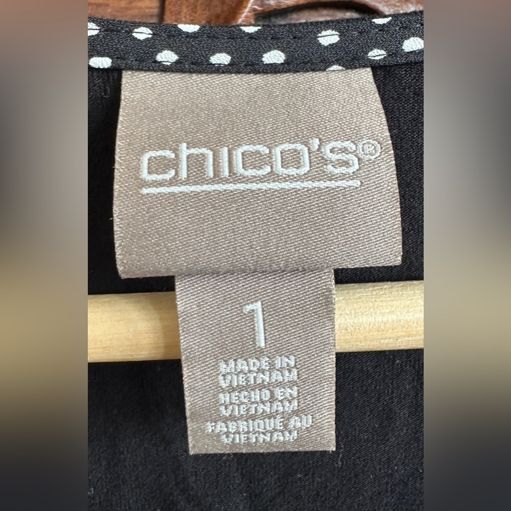 Chico’s polka dot 3/4 sleeve top with tie - Picture 8 of 9
